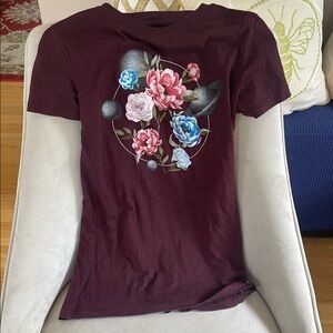 Aeropostale Maroon Floral Graphic Tee - XS